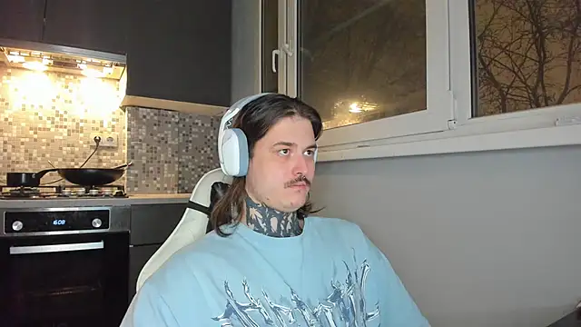 Snapshot of _torfin_ chatting on January 10, 2025, 9:31 pm torfin online show from January 10, 2025, 9:31 pm