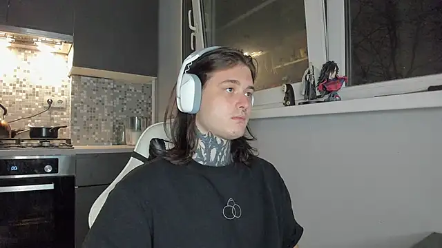 Snapshot of _torfin_ chatting on March 10, 2025, 11:16 pm torfin online show from March 10, 2025, 11:16 pm