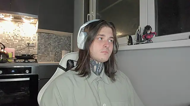 Snapshot of _torfin_ chatting on March 15, 2025, 7:48 pm torfin online show from March 15, 2025, 7:48 pm