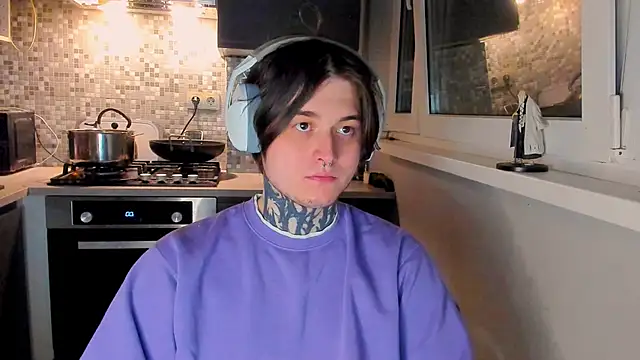 Snapshot of _torfin_ chatting on February 21, 2026, 10:00 pm torfin online show from February 21, 2026, 10:00 pm