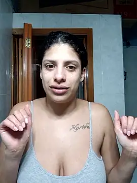 Snapshot of Shura_xxxBig chatting on September 21, 2025, 12:45 am Shura xxxBig online show from September 21, 2025, 12:45 am