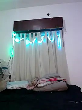 Snapshot of Shura_xxxBig chatting on October 9, 2025, 1:47 am Shura xxxBig online show from October 9, 2025, 1:47 am