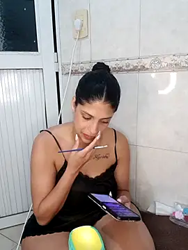 Snapshot of Shura_xxxBig chatting on October 18, 2025, 12:57 am Shura xxxBig online show from October 18, 2025, 12:57 am