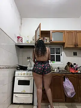 Shura xxxBig online show from July 16, 2026, 9:43 pm