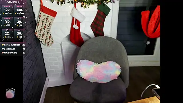 Snapshot of Dreamy_candy69 chatting on December 10, 2024, 12:39 am Dreamy candy69 online show from December 10, 2024, 12:39 am