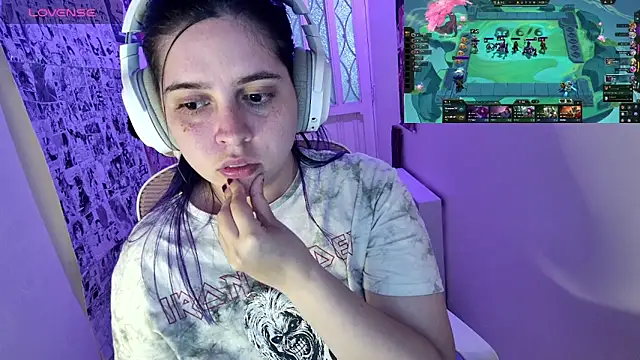 Vallolet Spencer online show from February 10, 2026, 2:26 am