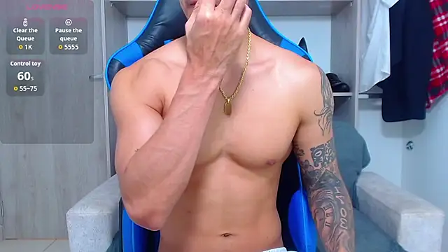 Tristan-bm online show from October 22, 2025, 1:55 pm