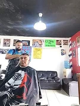 Snapshot of Praxis chatting on October 10, 2025, 7:46 pm Praxis online show from October 10, 2025, 7:46 pm