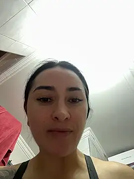 preetypeach online show from February 6, 2026, 9:07 pm