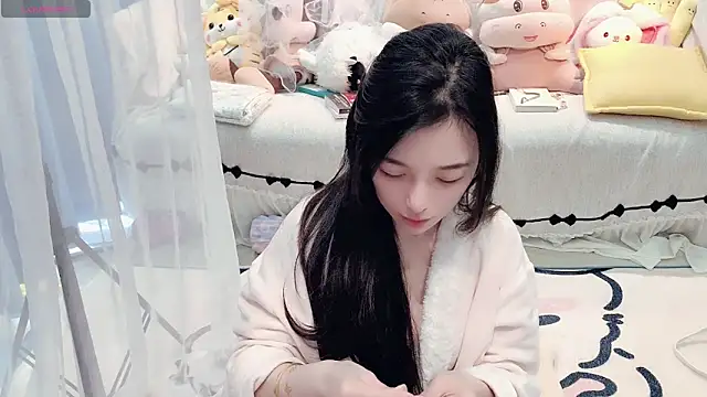 AKiKi711 online show from March 25, 2026, 5:02 am