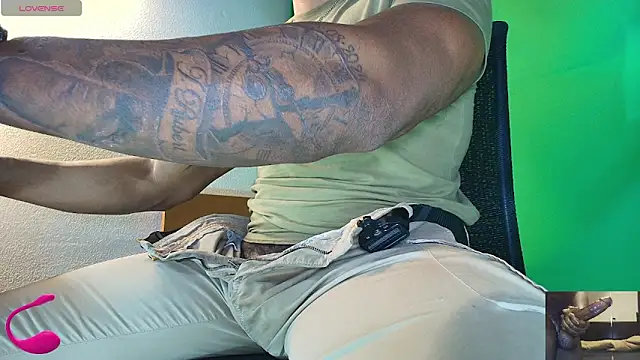 hot black3 online show from November 14, 2025, 11:53 am