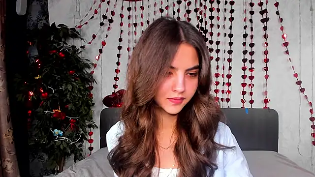 Milana Crystal  online show from February 12, 2026, 8:09 am