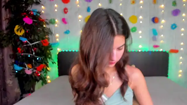 Milana Crystal  online show from March 6, 2026, 8:11 am