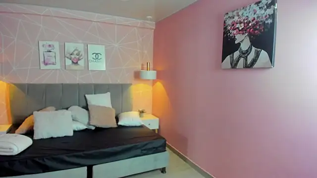 zara  sweet online show from October 23, 2025, 1:43 pm