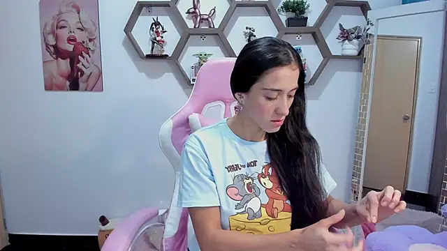 SharonSander online show from March 15, 2025, 3:29 am