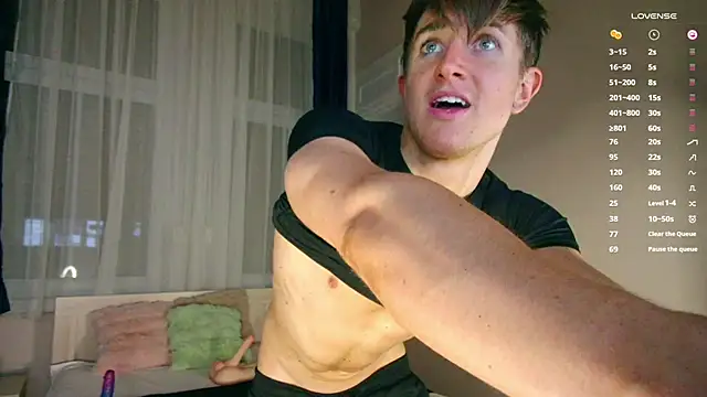 ChristianLevine  online show from November 27, 2025, 4:58 am