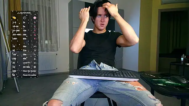 Snapshot of ChristianLevine_ chatting on February 22, 2026, 4:13 am ChristianLevine online show from February 22, 2026, 4:13 am