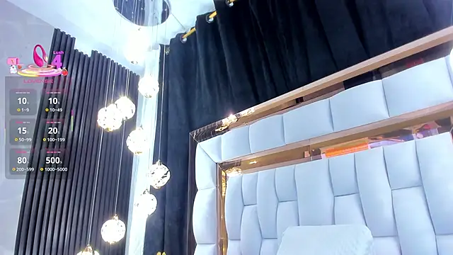 Snapshot of SarayRoyse chatting on November 10, 2025, 7:35 pm SarayRoyse online show from November 10, 2025, 7:35 pm