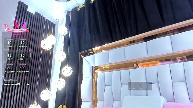 Snapshot of SarayRoyse chatting on November 25, 2025, 7:14 pm SarayRoyse online show from November 25, 2025, 7:14 pm