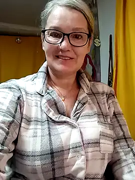 irinamaux online show from March 20, 2026, 3:55 am