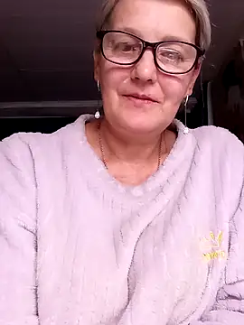 Snapshot of irinamaux chatting on June 16, 2026, 6:32 pm irinamaux online show from June 16, 2026, 6:32 pm