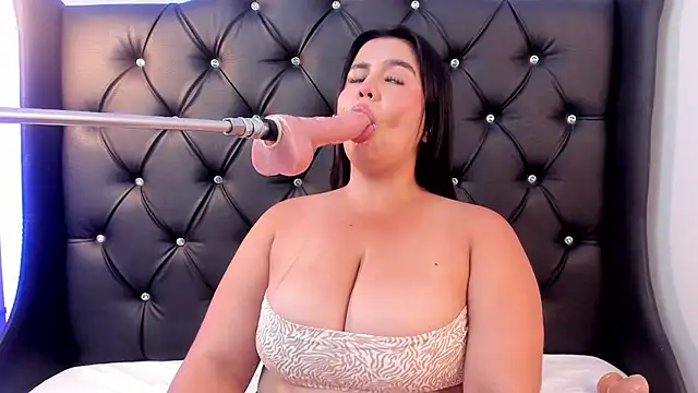 Snapshot of sweett_katty_ chatting on February 15, 2025, 7:28 pm sweett katty online show from February 15, 2025, 7:28 pm
