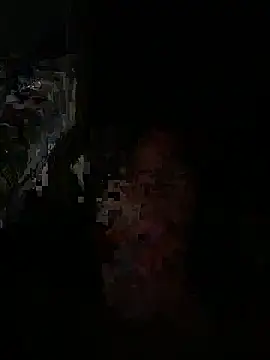 Snapshot of Brunettexio chatting on February 4, 2025, 2:28 am Brunettexio online show from February 4, 2025, 2:28 am