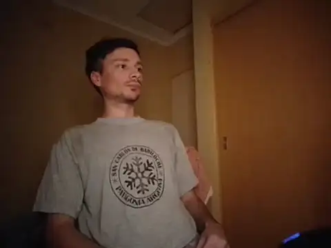 Babyyoda97 online show from November 5, 2025, 12:43 am