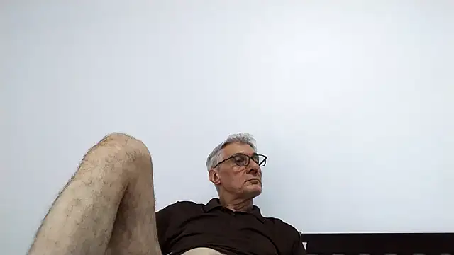BIGUNCUTHARDCOCK online show from May 15, 2026, 11:56 pm