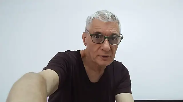 BIGUNCUTHARDCOCK online show from May 20, 2026, 12:39 am