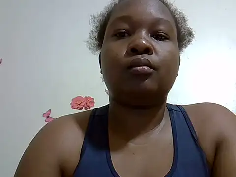 Snapshot of Giannah01 chatting on June 25, 2026, 12:32 am Giannah01 online show from June 25, 2026, 12:32 am