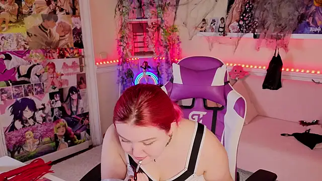 Snapshot of Unholy_Lady chatting on October 23, 2025, 5:18 am Unholy Lady online show from October 23, 2025, 5:18 am