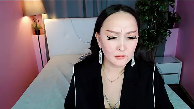 Snapshot of Julianna_Jami chatting on February 12, 2025, 3:27 pm Julianna Jami online show from February 12, 2025, 3:27 pm