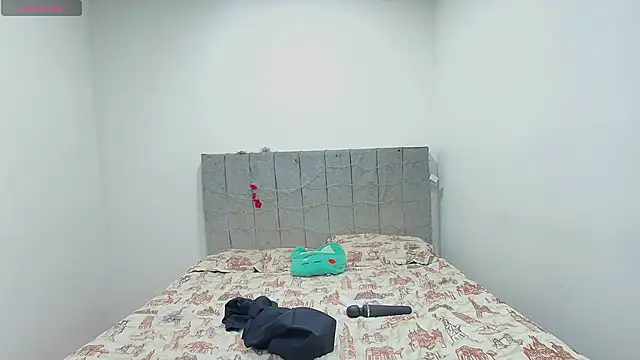 Snapshot of Samyq8 chatting on January 9, 2026, 8:21 pm Samyq8 online show from January 9, 2026, 8:21 pm