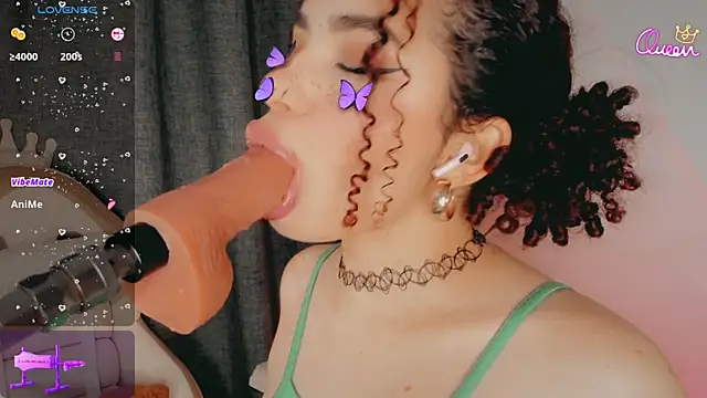 Queen Deepthroat online show from April 13, 2026, 11:43 pm