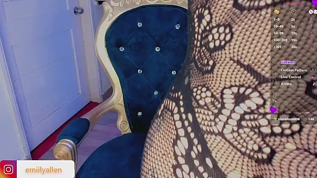 EmilyAllen  online show from December 3, 2024, 6:59 am