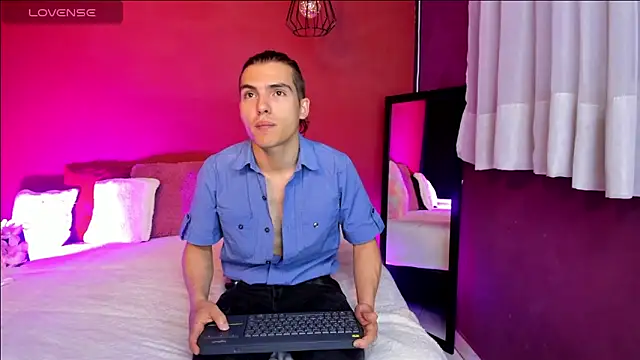  Tattoo Couple online show from November 11, 2025, 1:00 pm