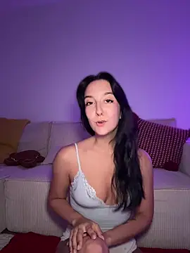  Juliette online show from July 12, 2026, 7:38 pm