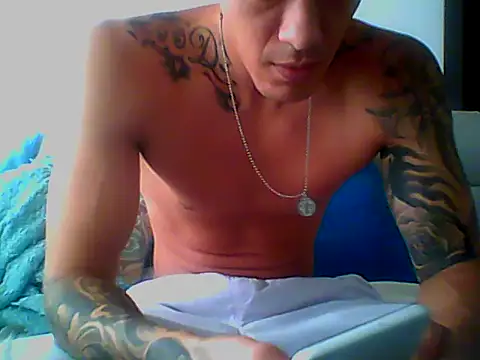 Skater29xx2 online show from January 20, 2025, 5:48 pm