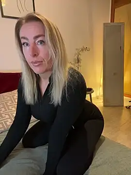 Snapshot of ChristyAdair chatting on March 1, 2025, 7:59 pm ChristyAdair online show from March 1, 2025, 7:59 pm