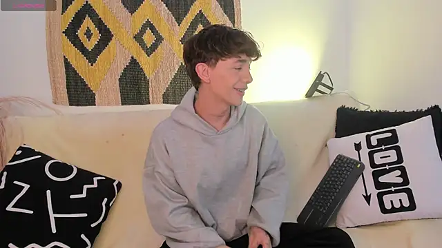 Tomy Rox online show from February 21, 2025, 8:38 pm