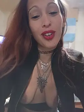 Snapshot of Zorrita_Fox chatting on July 5, 2026, 12:06 am Zorrita Fox online show from July 5, 2026, 12:06 am