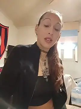 Snapshot of Zorrita_Fox chatting on July 6, 2026, 5:15 pm Zorrita Fox online show from July 6, 2026, 5:15 pm
