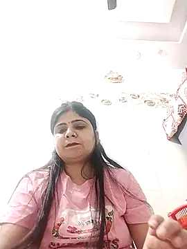 Husnpari20 online show from February 19, 2025, 6:00 pm