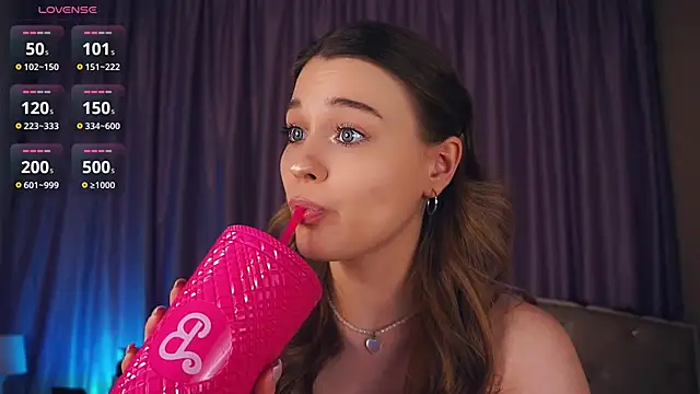 CedelKyngi online show from February 26, 2025, 1:41 pm