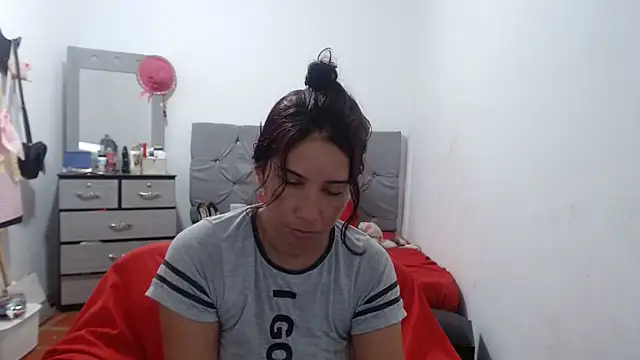 Snapshot of Ainhoa-hot chatting on February 27, 2025, 9:00 am Ainhoa-hot online show from February 27, 2025, 9:00 am