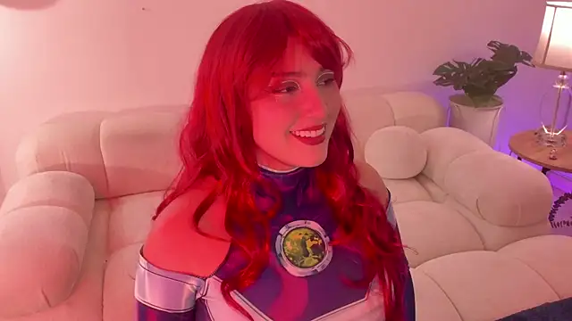 Snapshot of freya_bella_ chatting on December 4, 2024, 6:11 am freya bella online show from December 4, 2024, 6:11 am