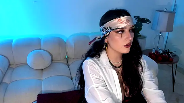 Snapshot of freya_bella_ chatting on October 3, 2025, 9:06 am freya bella online show from October 3, 2025, 9:06 am