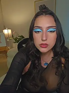 freya bella  online show from March 6, 2026, 7:05 am