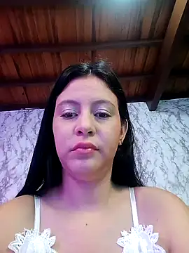 Snapshot of Arii_Vga chatting on February 4, 2025, 1:38 pm Arii Vga online show from February 4, 2025, 1:38 pm